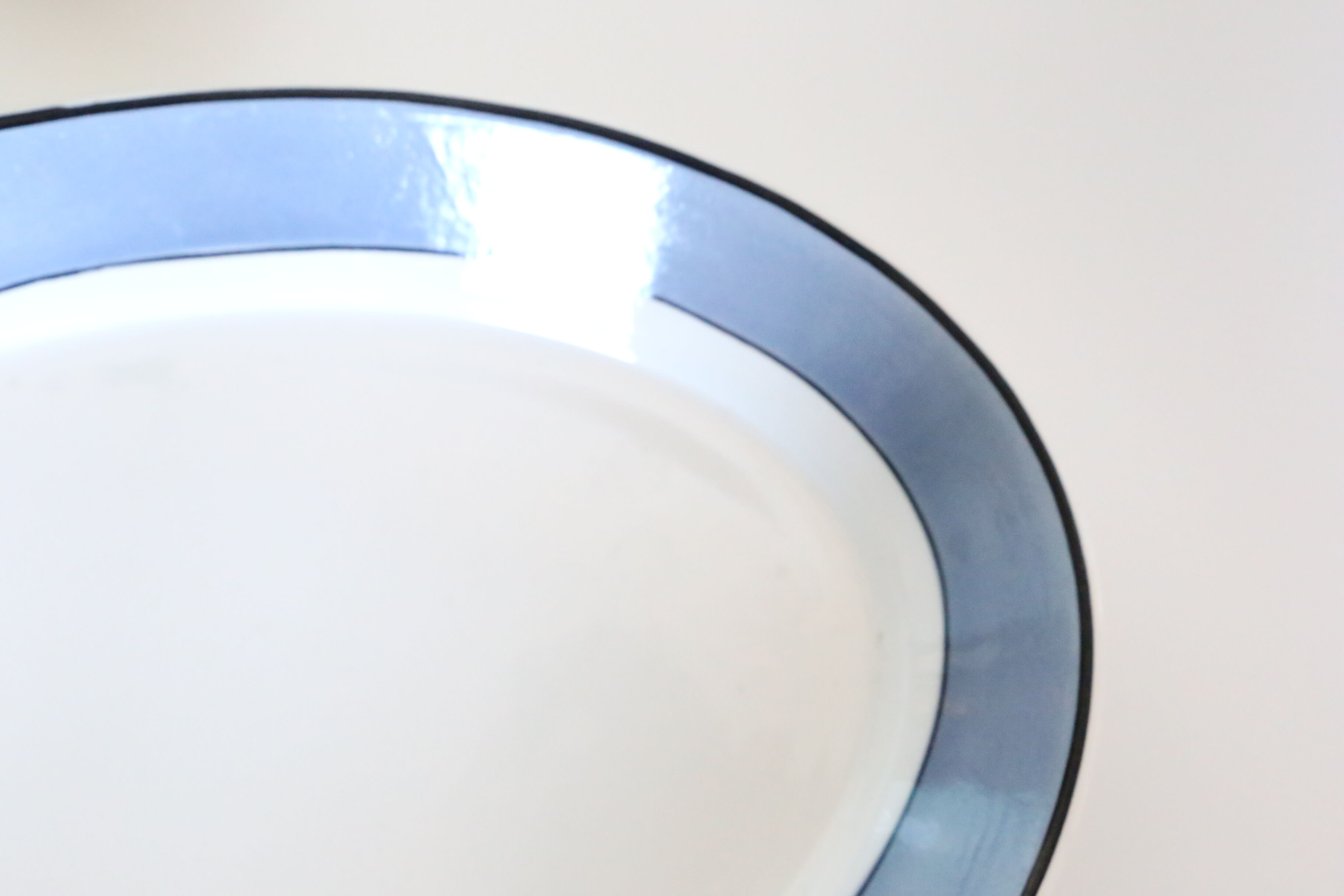 Oval dish Moulin des Wolves