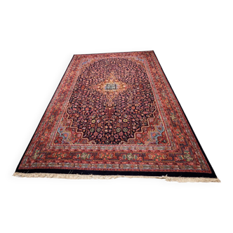 Exquisite Hand-Knotted Persian Rug 204×320 cm – Vintage Wool