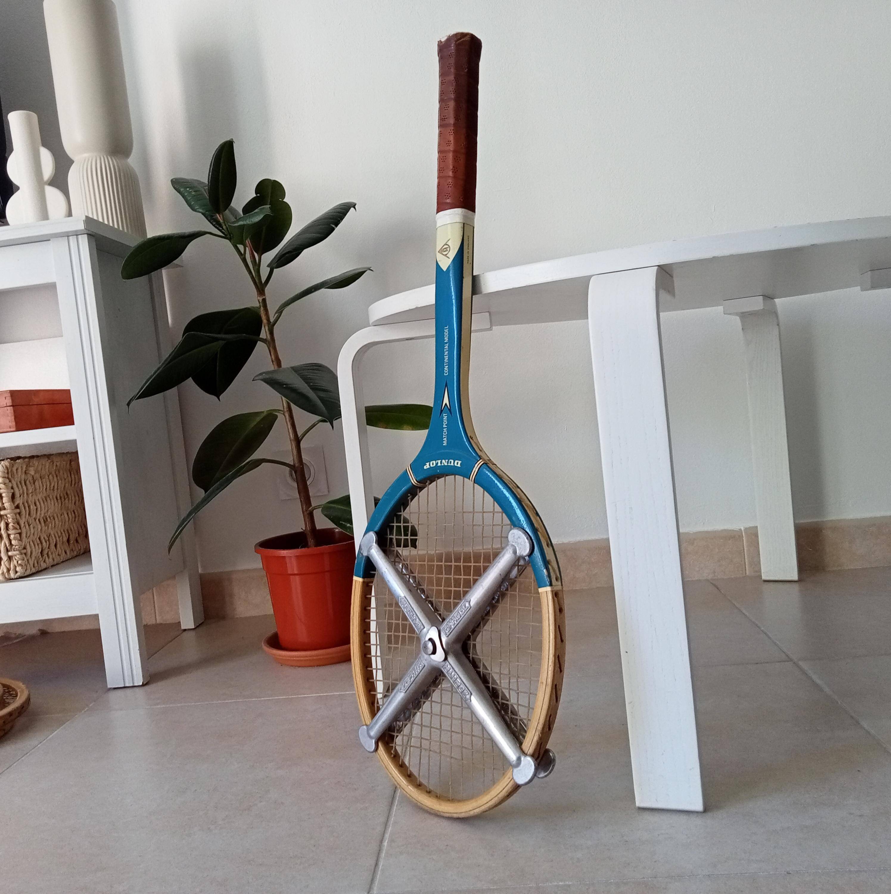 Dunlop Match Point Continental Vintage Wooden Tennis Racket