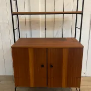 Small piece of furniture on legs