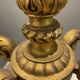 Lustre en bois doré doré
