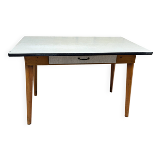 Table vintage bois et formica
