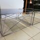 Tables basses isocèles par Max Sauze