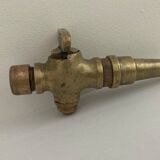 Adjustable solid brass garden lance