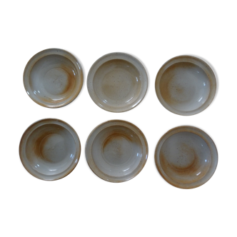 6 plates hollow caps in sandstone of the marais France