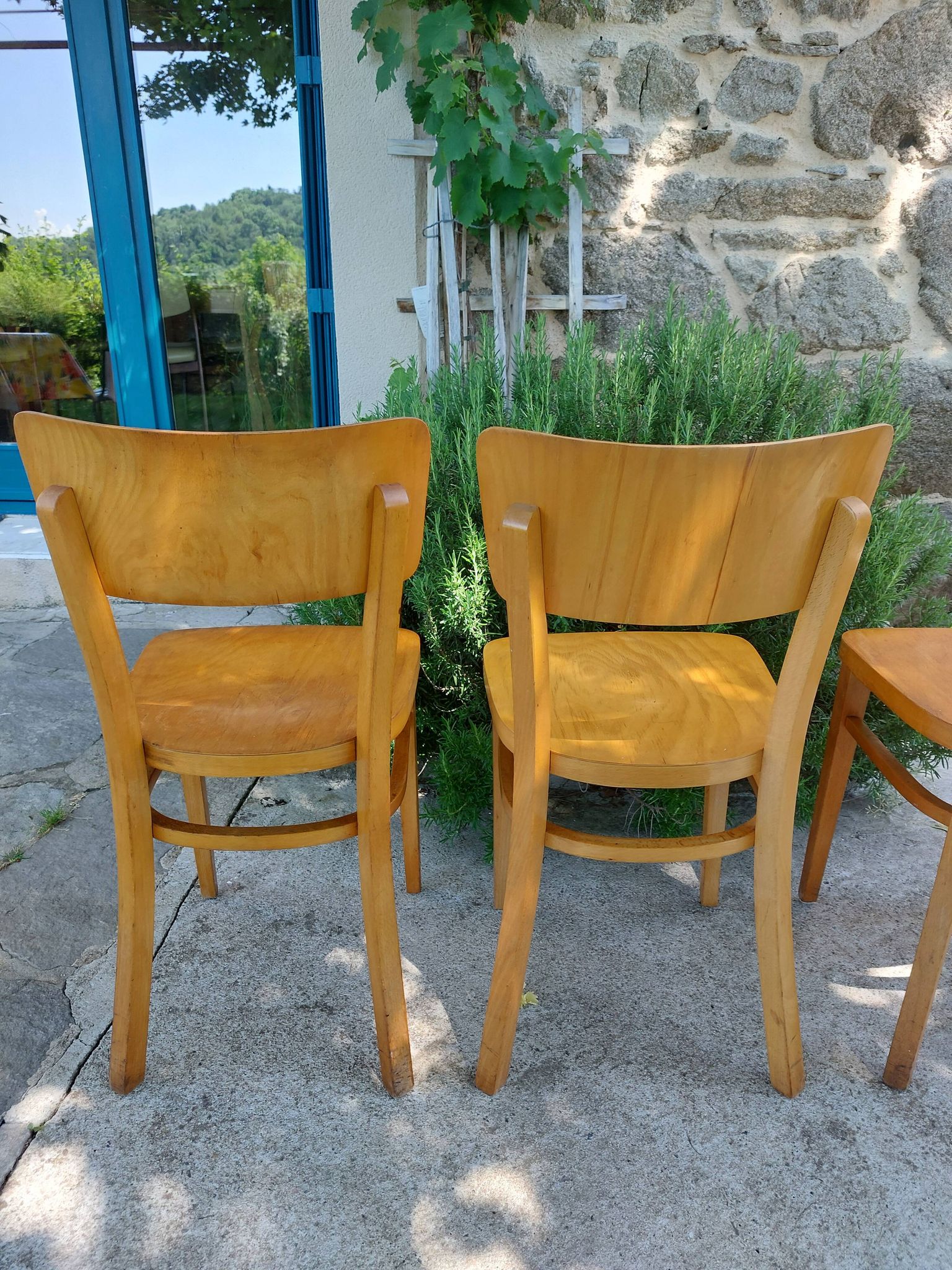 4 chaises bistrot, teinte claire
