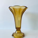 Vase tulipe ancien en verre ambré