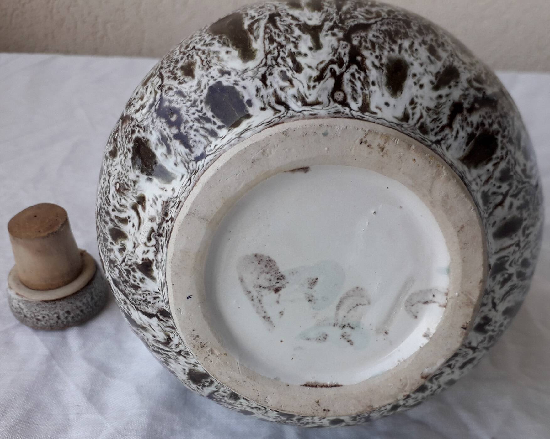Thai ceramic bottle