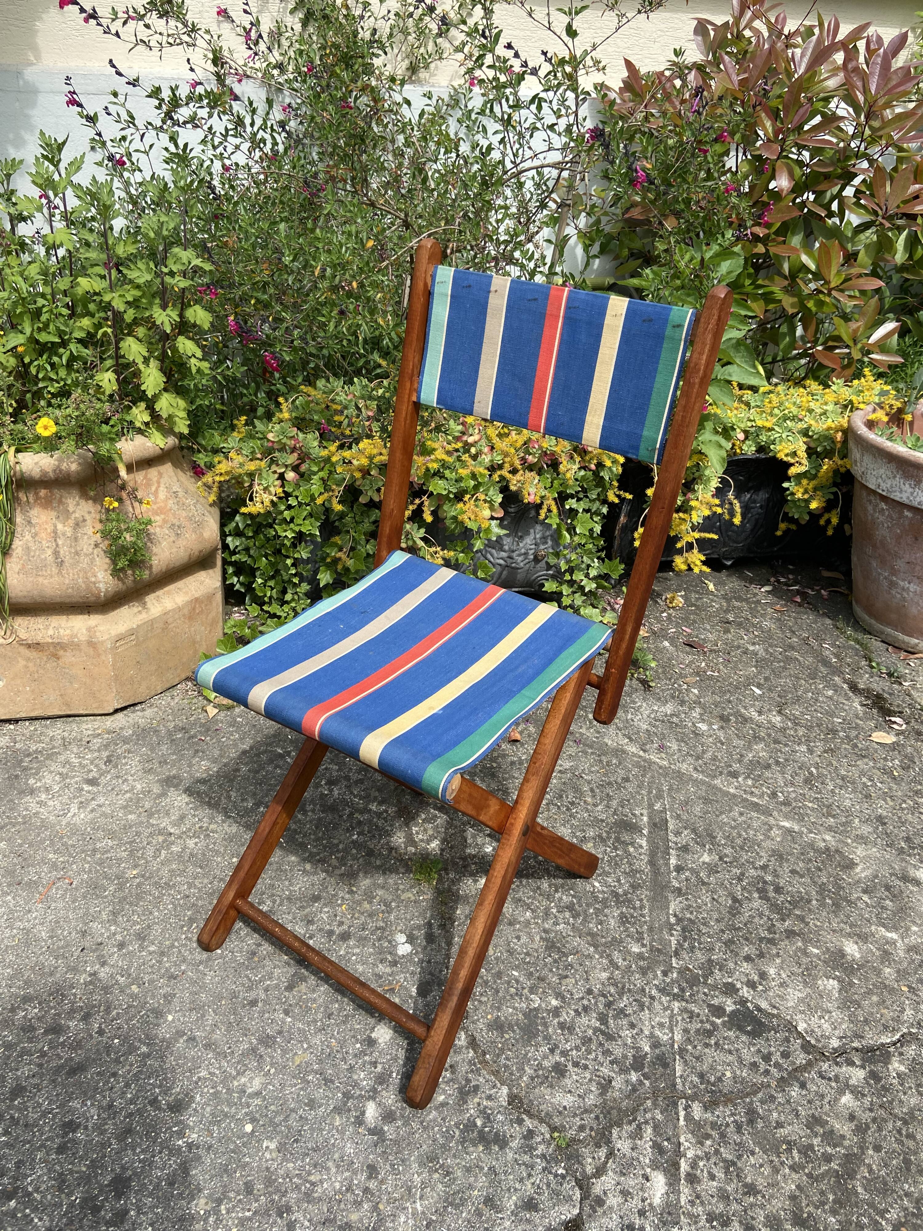 PRODUCT BHV - Folding chair wood and canvas 1960 vintage