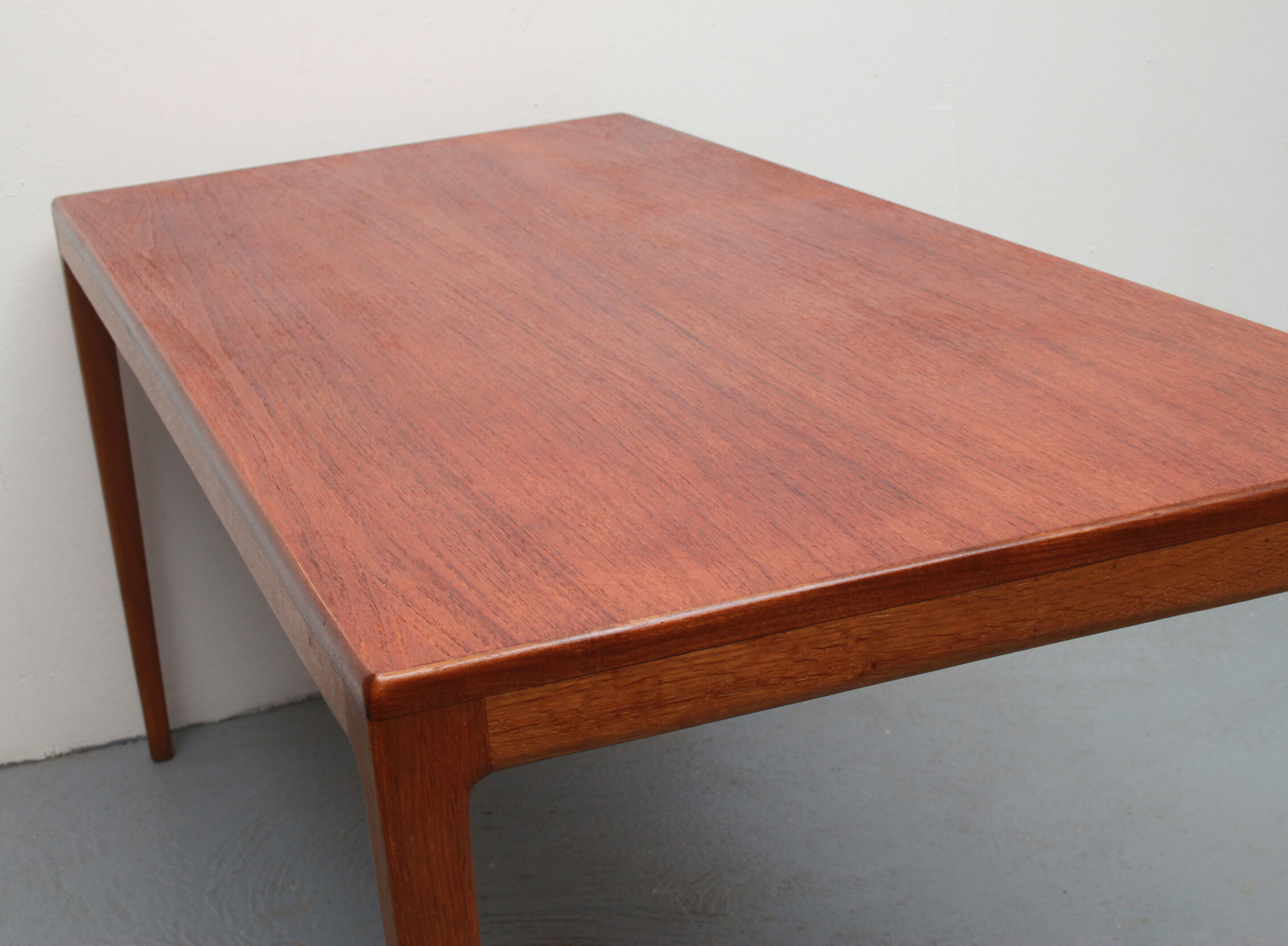 1960s scandinavian coffeetable in teak