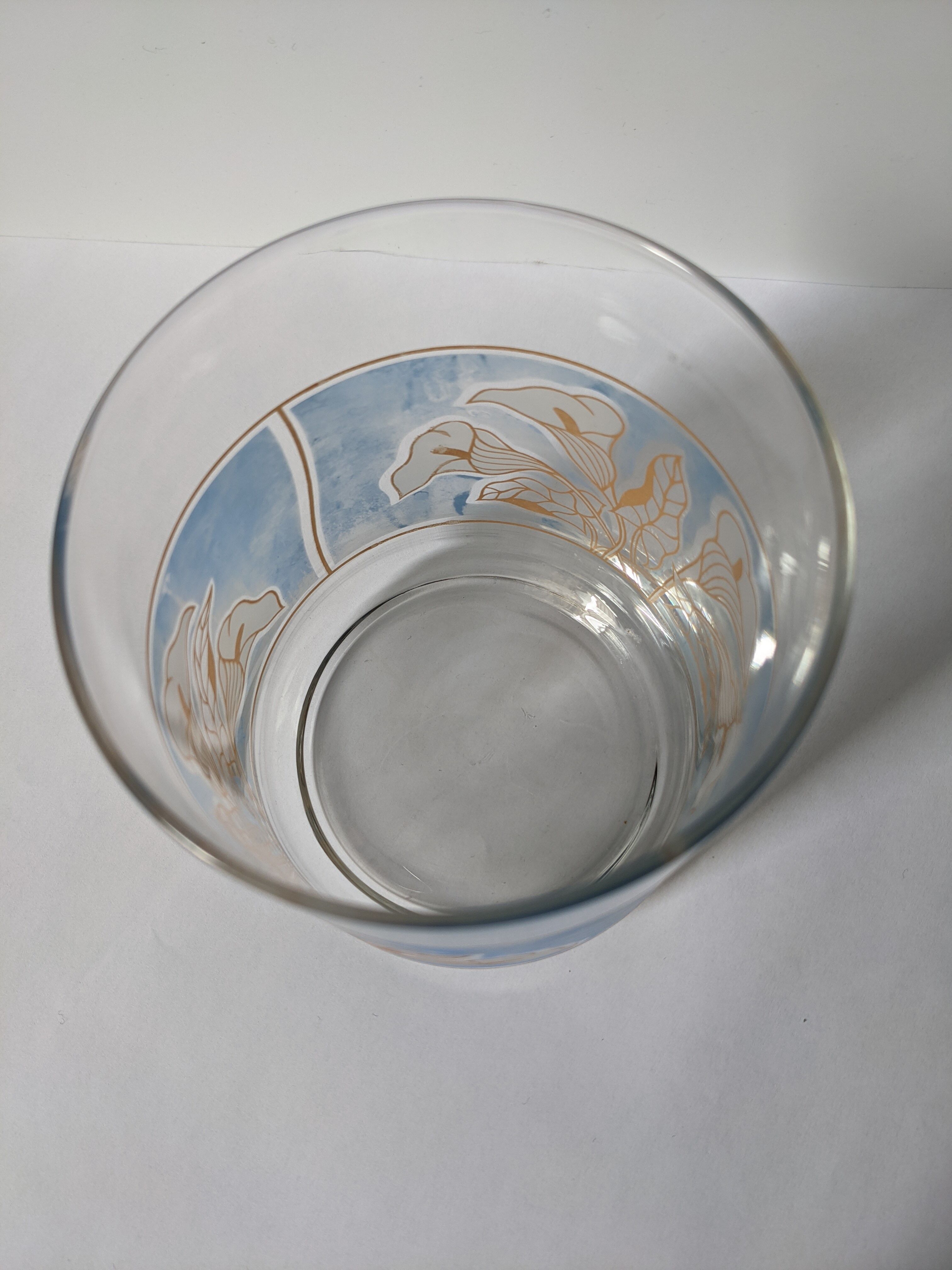 Wide vase decoration of white blue and gold lilies from decover italy - h: 12cm