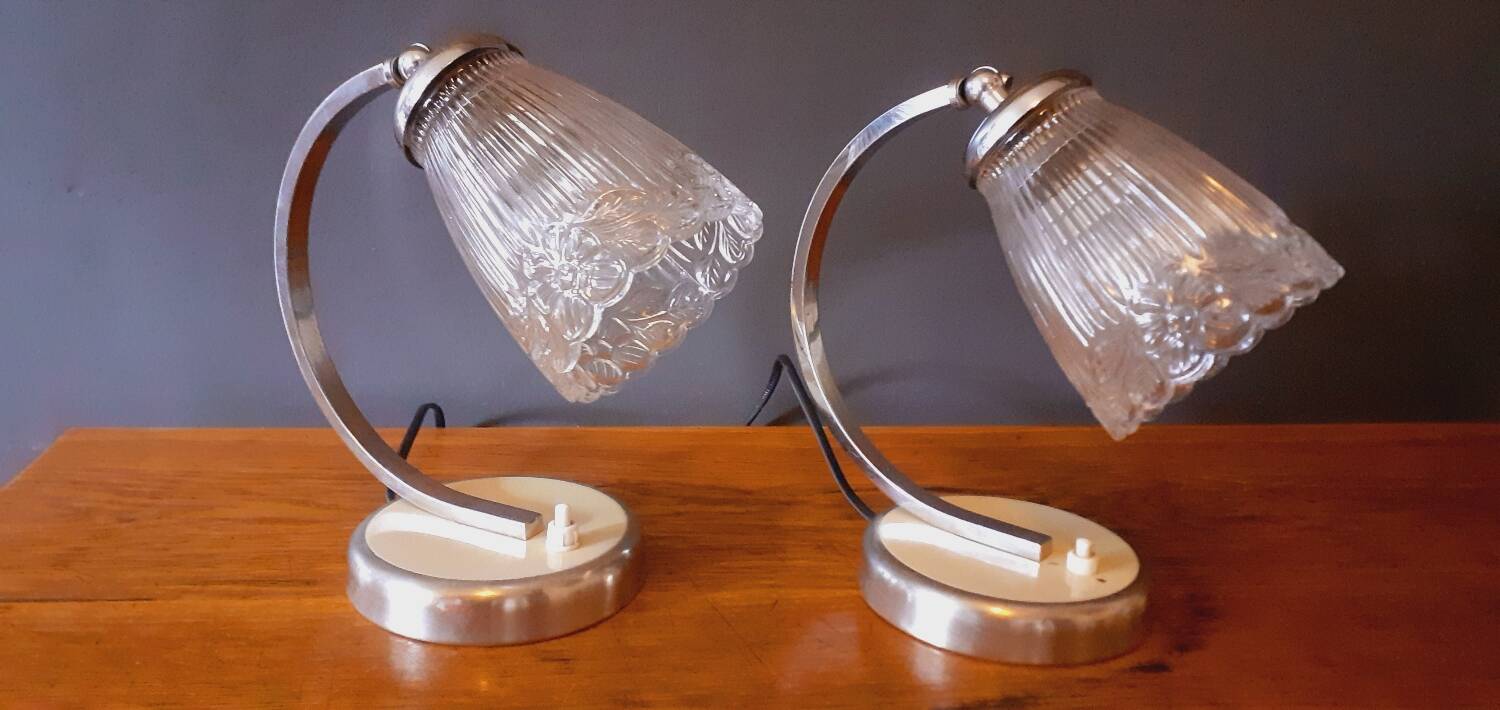 Pair of 40s/50s art deco style lamps/wall lights