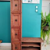 Meuble ancien asymétrique et atypique