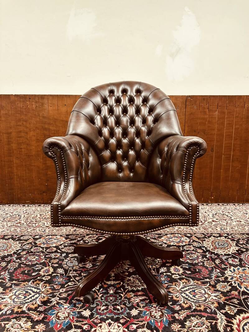 Classic English Chesterfield dark brown office chair
