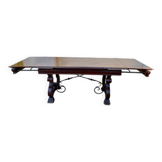 Renaissance style Spanish table with solid wood extension and beautiful moldings