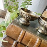 4 small bronze cups