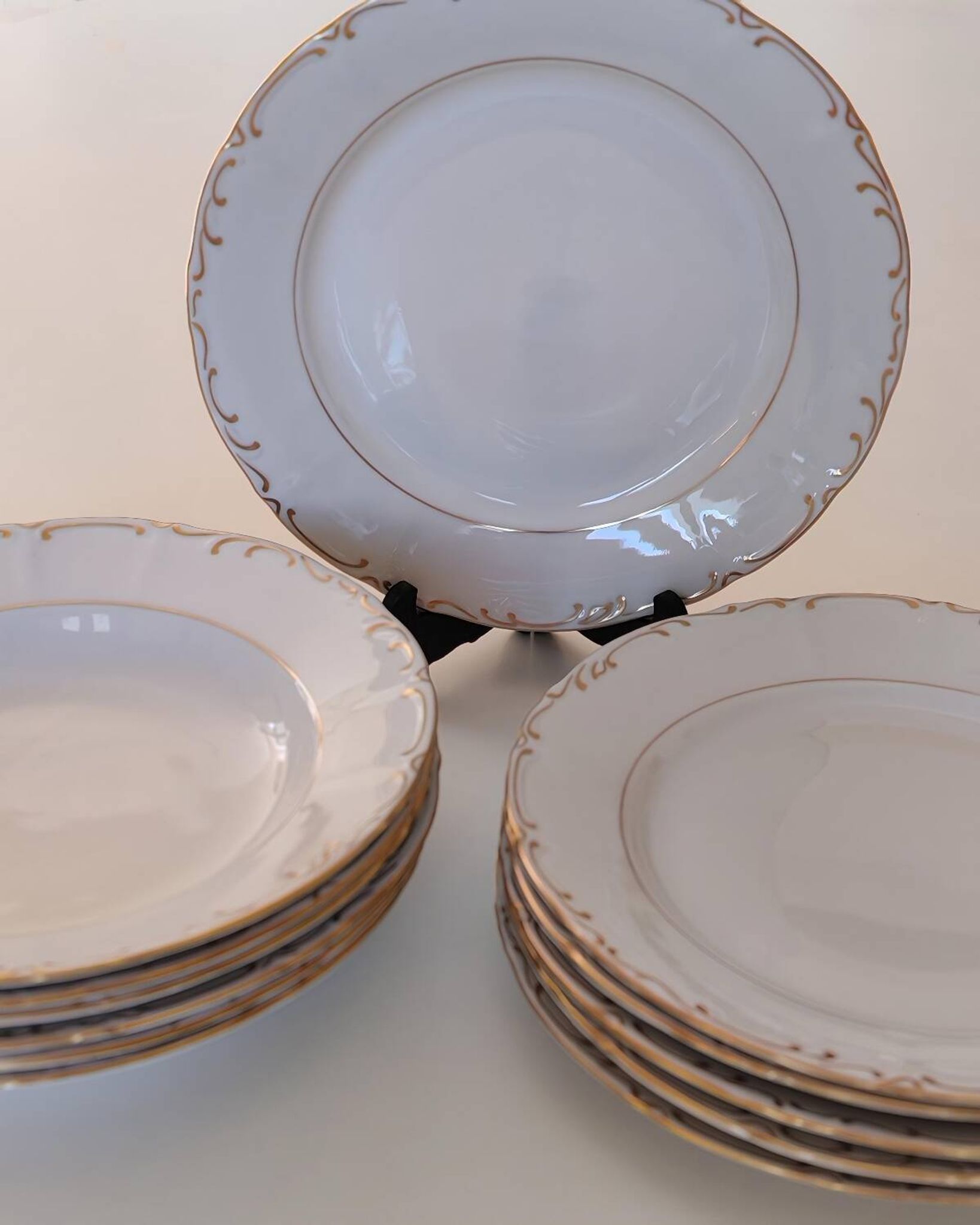 Set of flat and soup plates