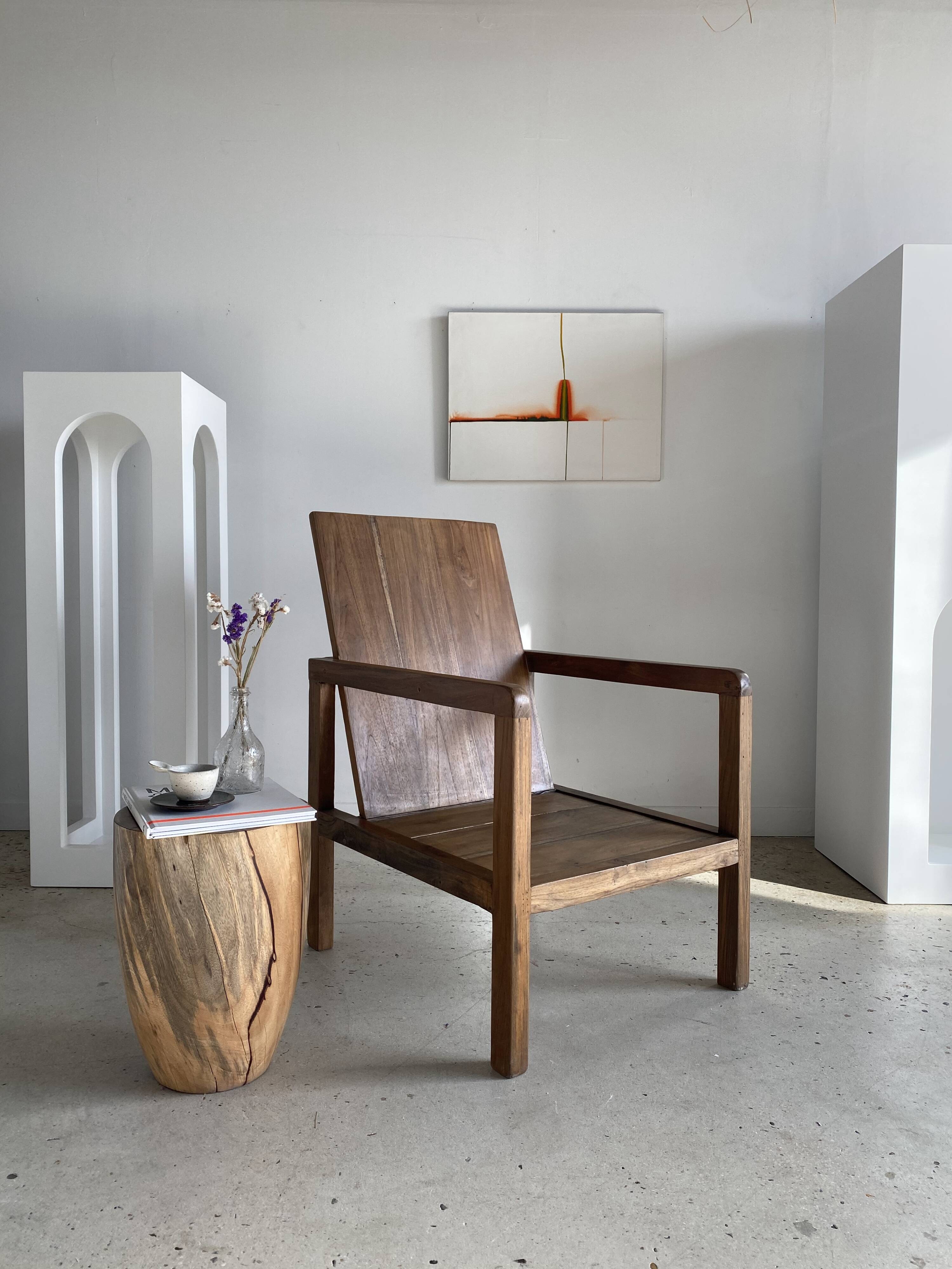 Armchair in natural wood (teak) minimalist design