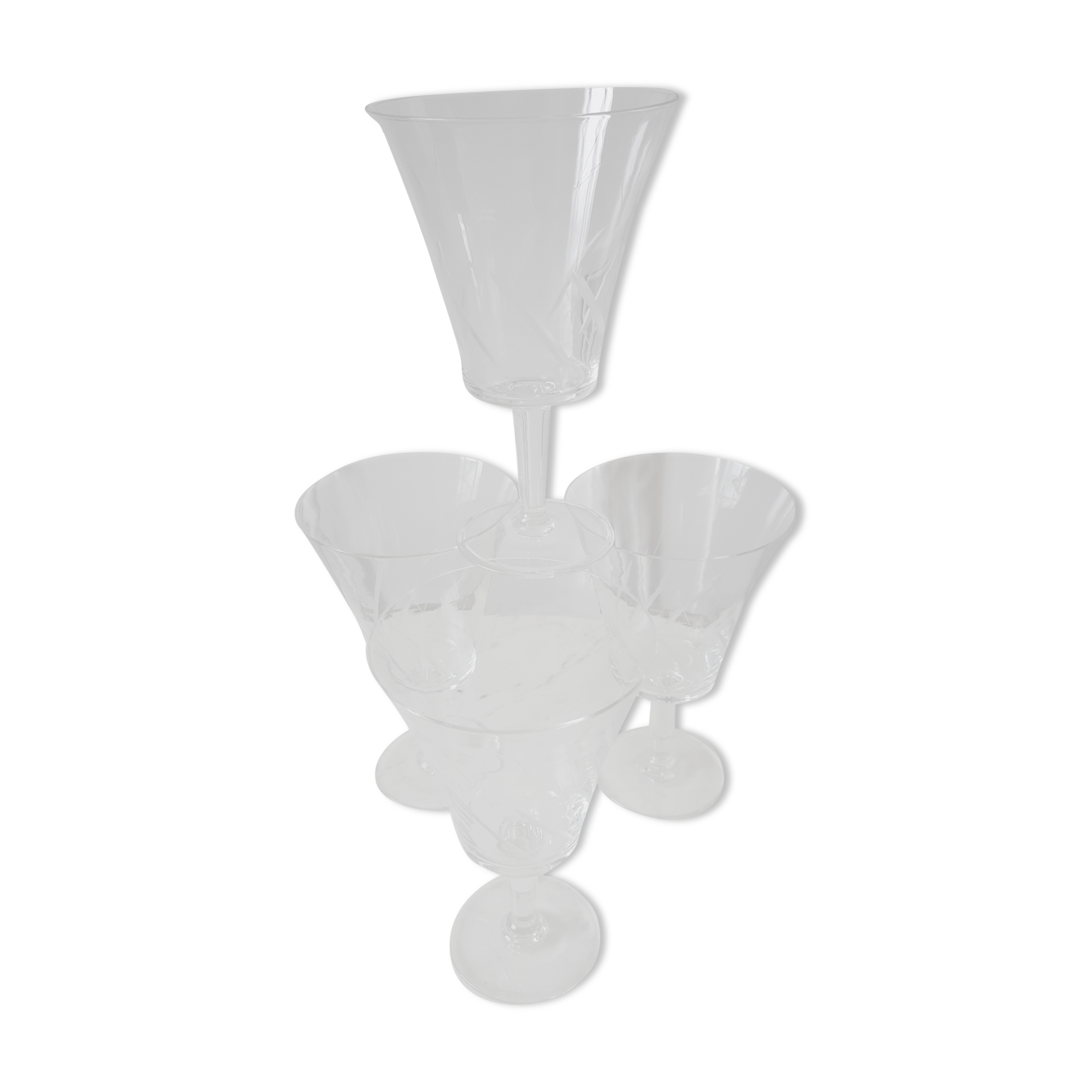 Set of 4 crystal glasses engraved 60s