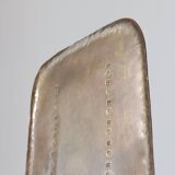 Paire de serre-livres en laiton martelé à la main par Hayno Focken