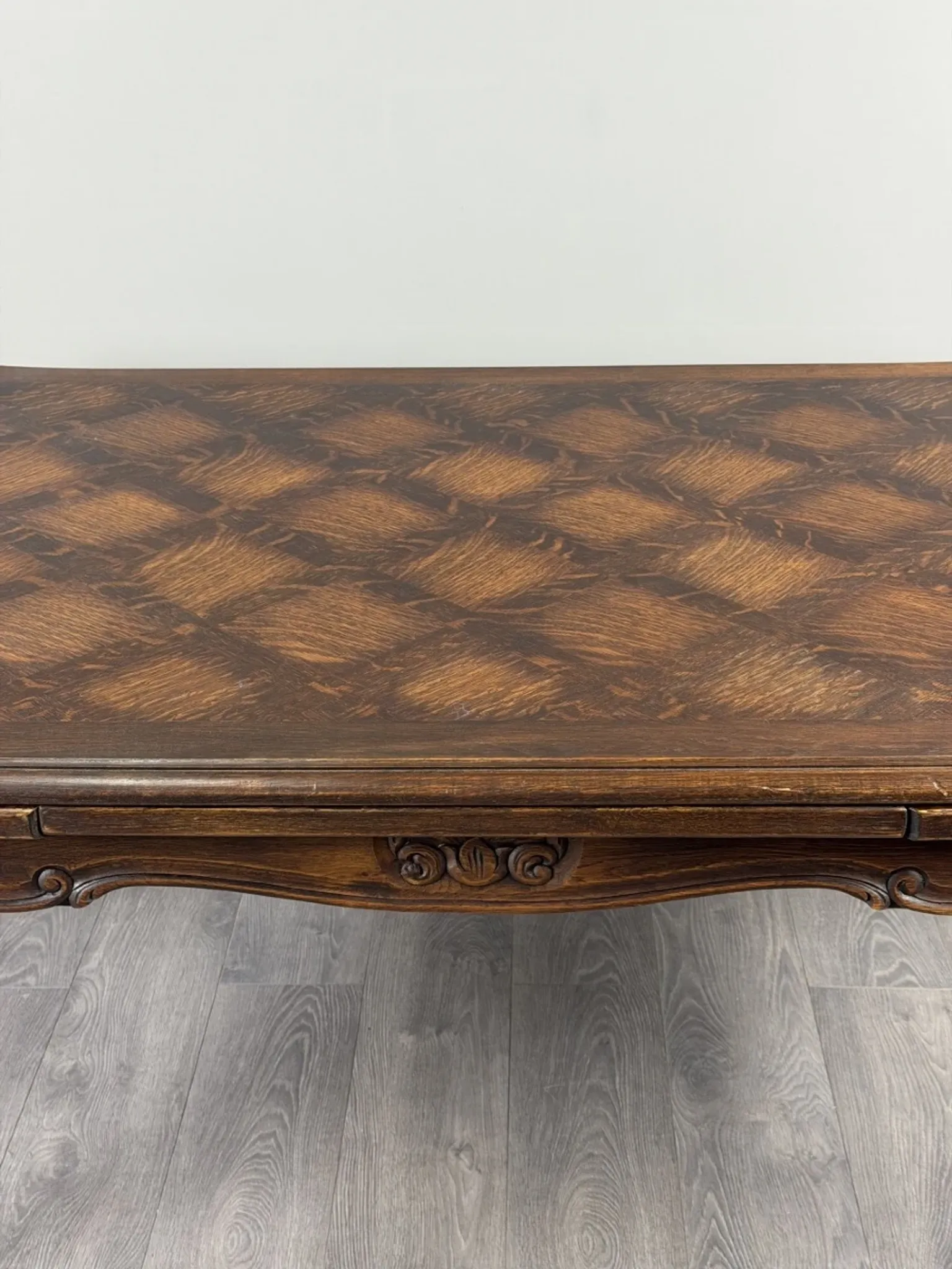Table de salle à manger de style Louis XV, XXe Siècle
