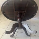 Round solid wood table
