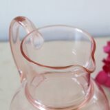 Pichet ancien en verre rose