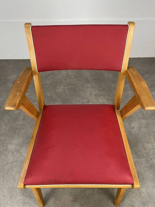Fauteuil bridge années 50, bois et simili cuir rouge