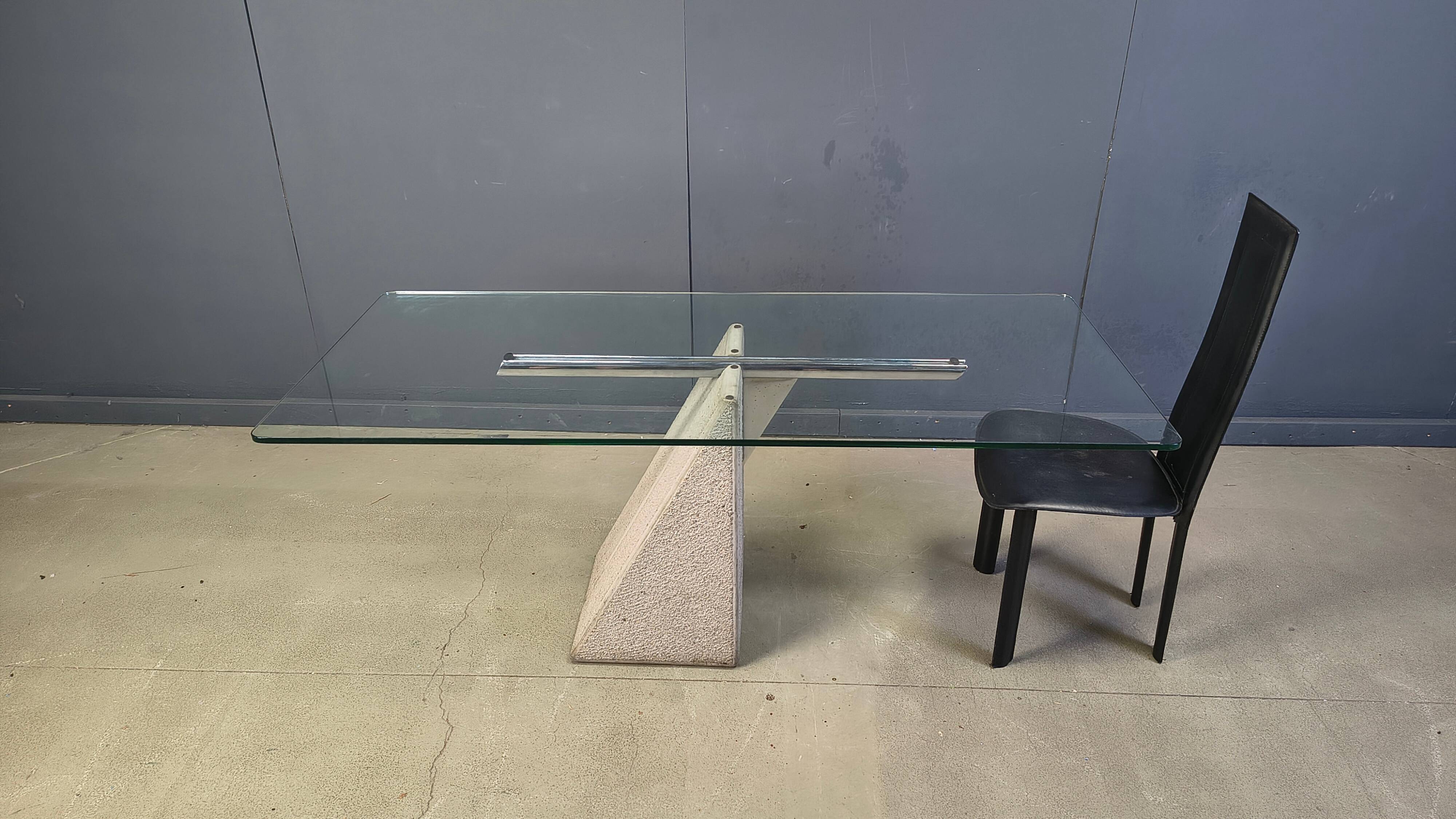 Concrete dining table by Giovanni Offredi for Saporiti 1970s