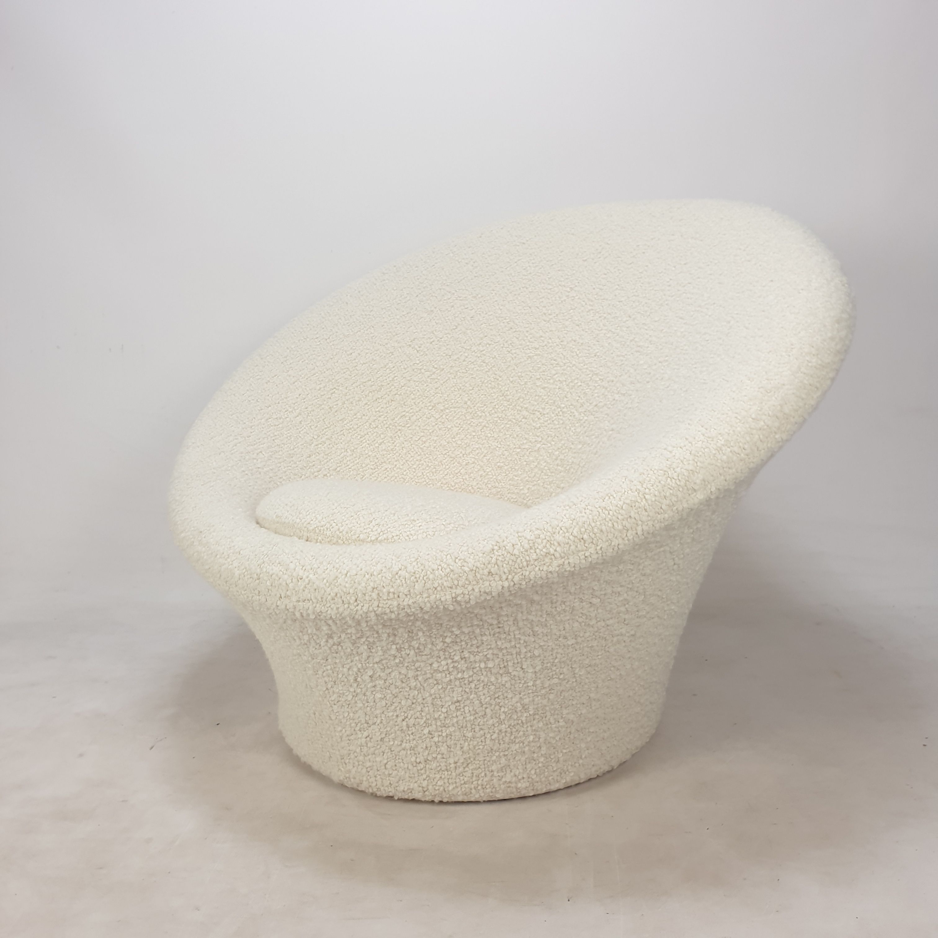 "Big" Mushroom armchair and pouf by Pierre Paulin for Artifort, 1960