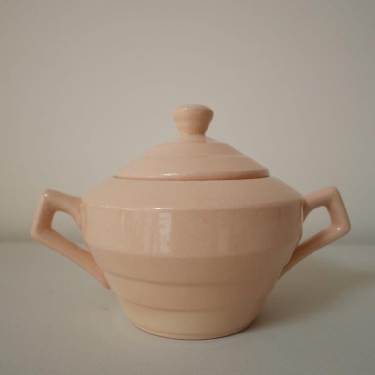 Lot St Amand, saucier and sugar bowl