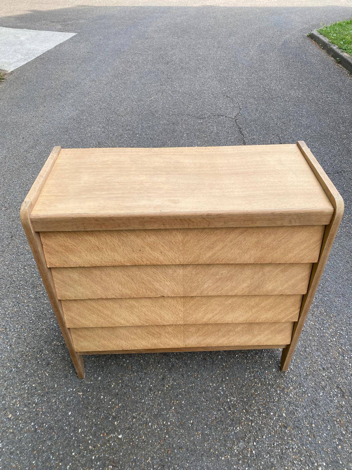 Commode scandinave 4 tiroirs rénovée en bois brut 1940