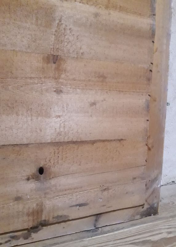 Golden Louis Philippe mirror H122xW84cm with gilded motifs.