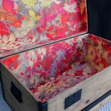 Wooden travel trunk