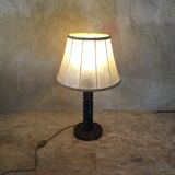 Lampe en bois tourné