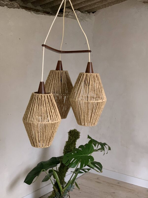 Suspension boomerang scandinave vintage teck et corde