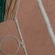 Applique murale rayé vert sapin et beige en raphia naturel