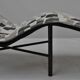 Chaise Longue Sculpturale ‘Skye’ par Torbjörn Björklund, années 1980 – Rembourrée à neuf.