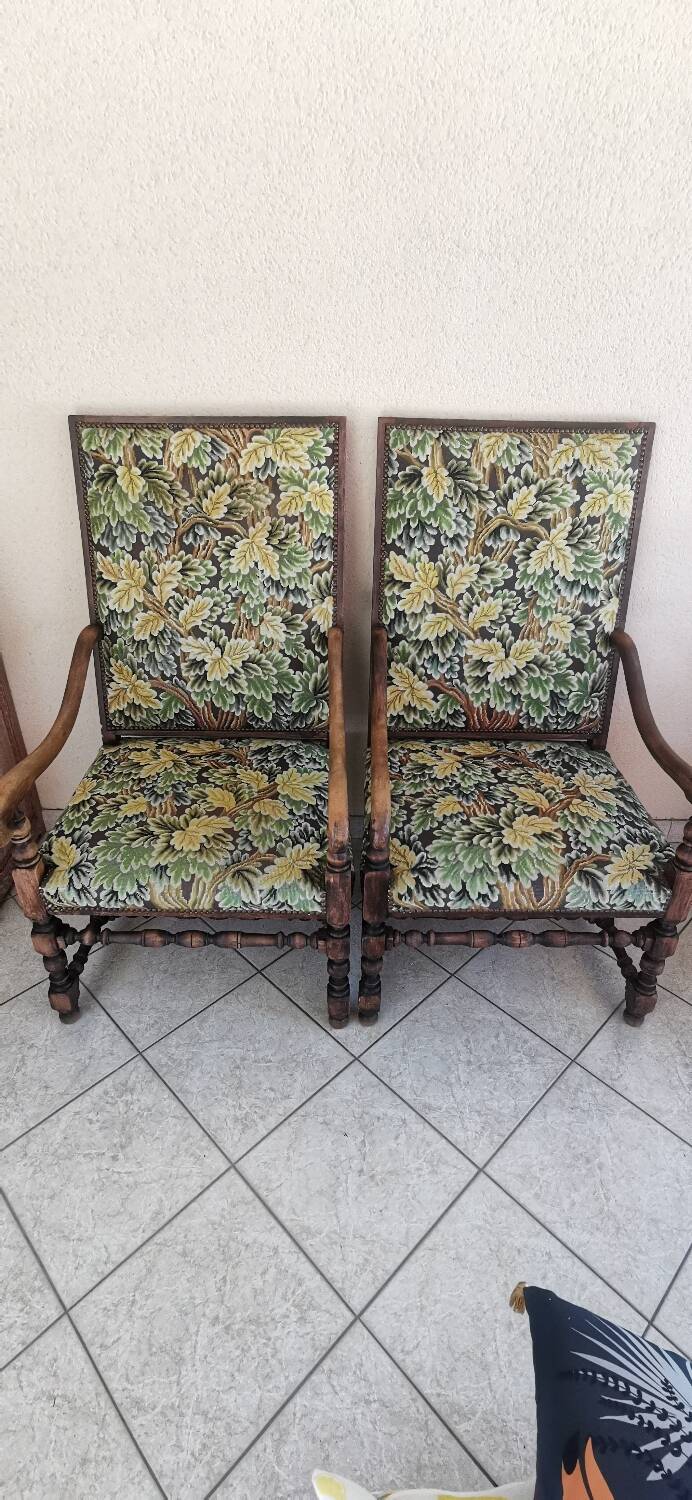 Fauteuils style Louis XIII