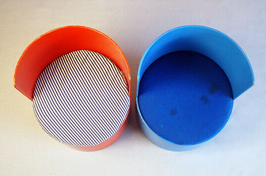 Table and chairs Bernard Holaway
