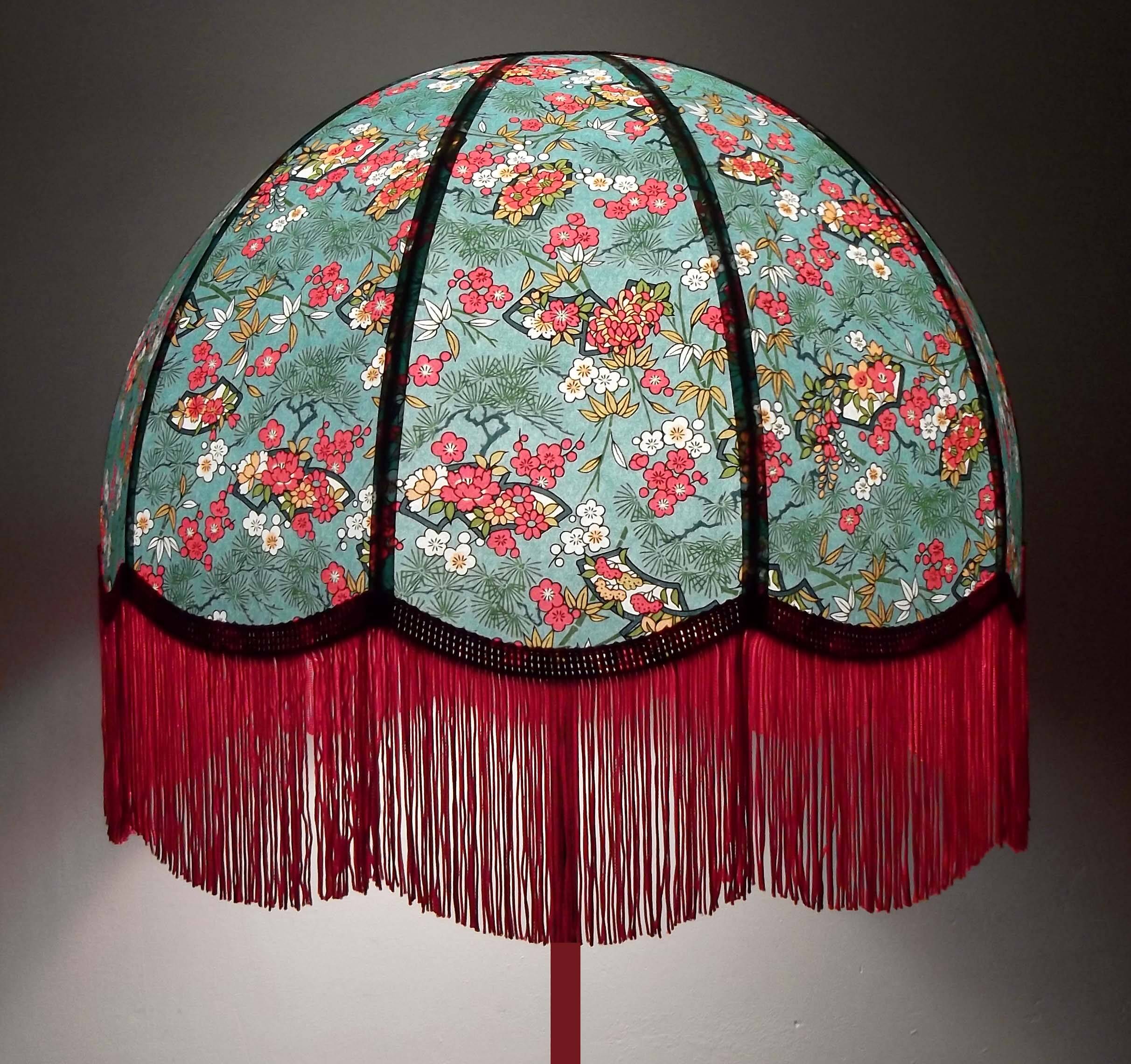 "Ania" retro fringed lampshade.