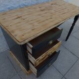 Three-drawer desk in solid pine – Completely revamped