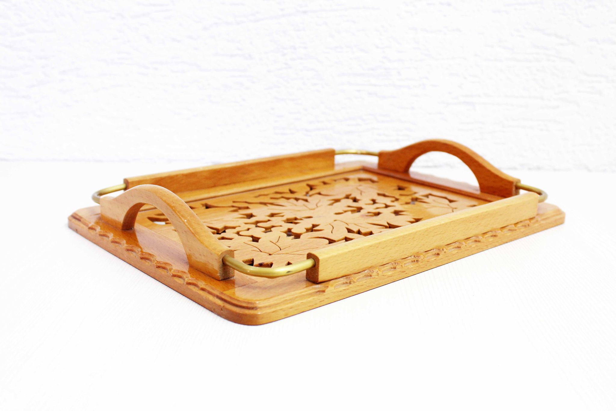 Plateau vintage en bois