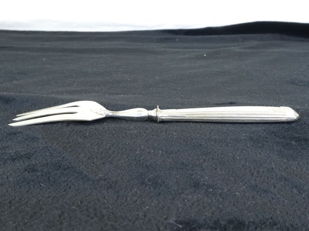 Service cover has mignardises art deco solid silver stuffed minerve