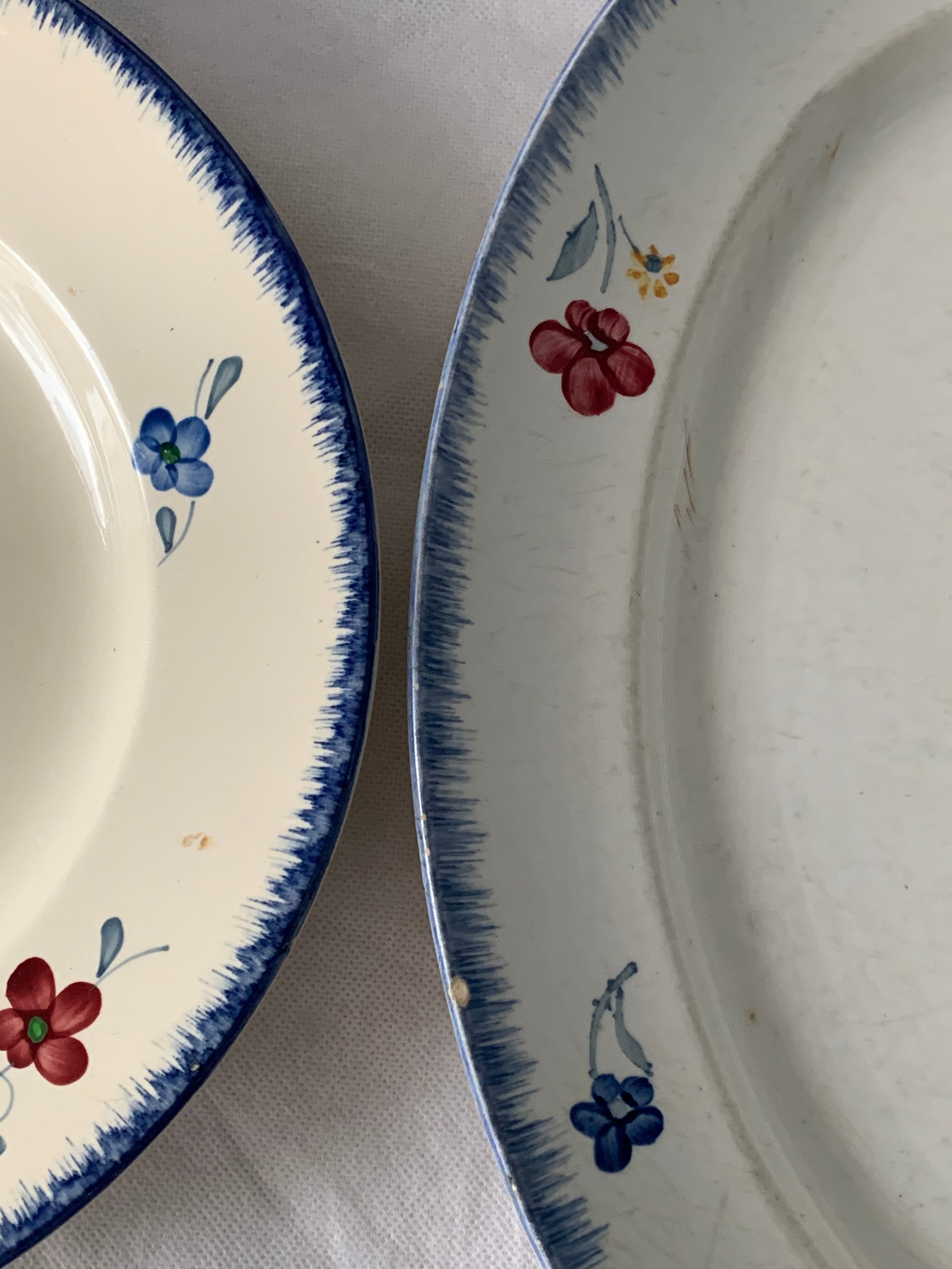 Set de 2 plats Mary Lou Digoin Sarreguemines 20 ème siècle