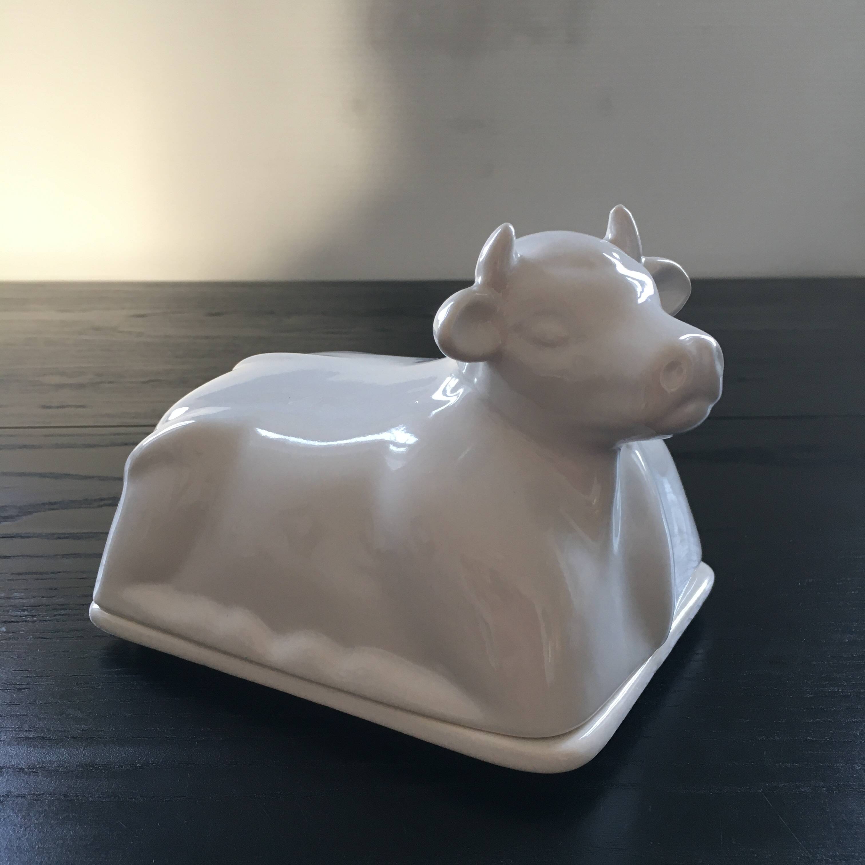 Porcelain cow butter dish
