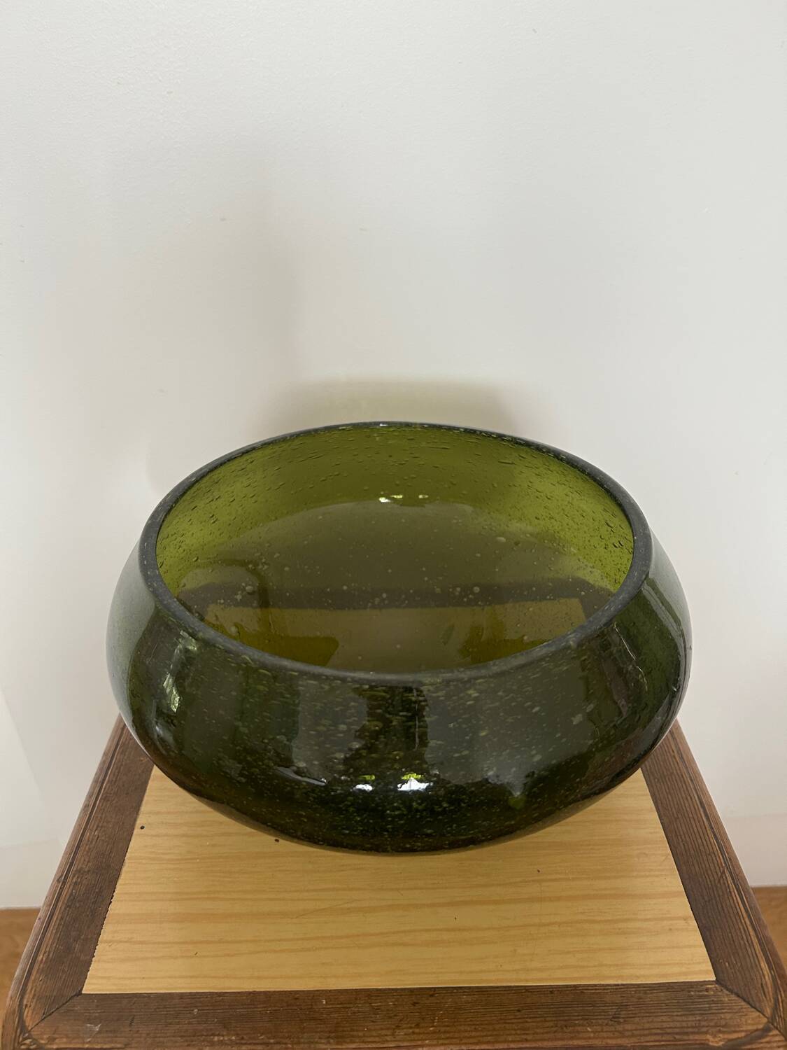 Biot glass salad bowl