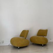 Lot 2 fauteuils Pallone Leolux par Roy de Scheemaker.