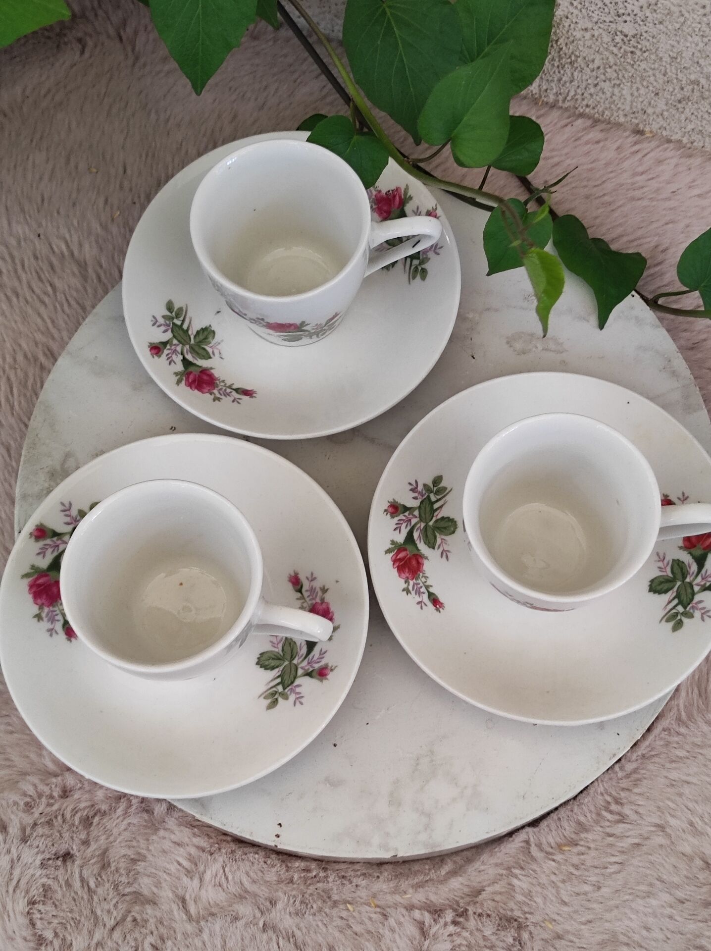Cups and saucers porcelain flowers