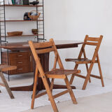Set of 4 folding chairs